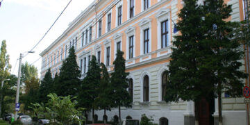 Majoritatea covârșitoare a primilor 100 de elevi la Evaluare merg în Gojdu la Mate-Info și la Științele Naturii în Eminescu. 9,67, ultima medie la Mate-Info