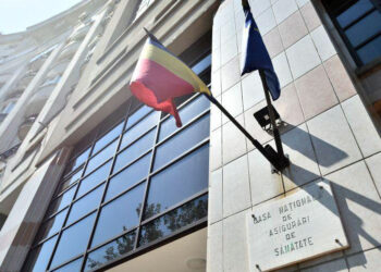 Un nou protest masiv în Sănătate / Angajaţii Casei Naţionale de Asigurări de Sănătate şi ai caselor judeţele întrerup, luni, lucrul şi cer Guvernului salarii mai mari
