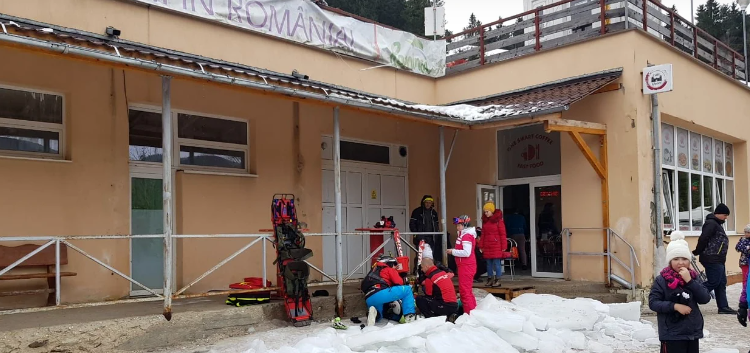Primarul Tuduce, trimis în judecată pentru vătămare corporală din culpă, după ce o tonă de zăpadă s-a prăvălit peste o femeie aflată la schi, la Vârtop