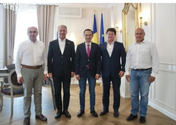 Eșec la Aeroport. Alianța Vestului a murit. O nouă jucărie: Organizația de Management a Destinație Banat – Crișana