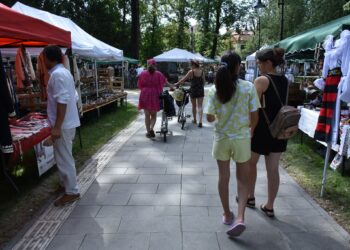 GALERIE. Ce poți găsi la cea de-a XXX-a ediție a „Târgul meșterilor populari„