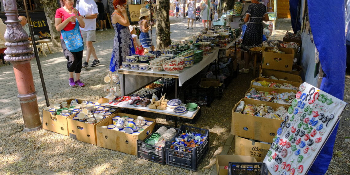 127 de meşteri îşi vor etala creaţiile la Târgul Meșterilor populari