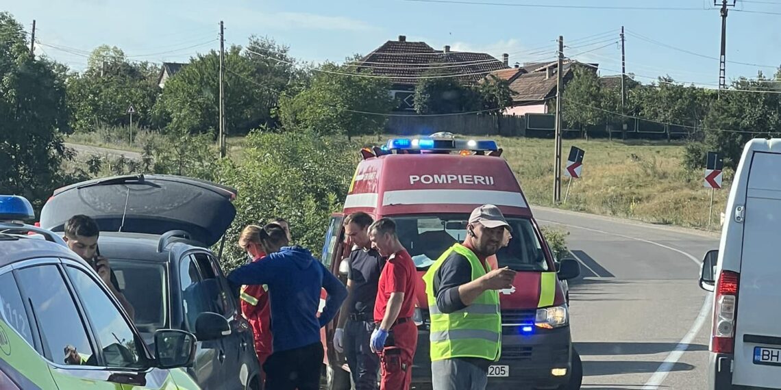 Update. Resuscitat pe marginea drumului, la Miersig. Din păcate, bărbatul de 29 de ani, a murit