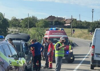Update. Resuscitat pe marginea drumului, la Miersig. Din păcate, bărbatul de 29 de ani, a murit