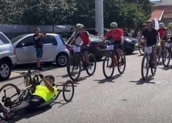 Se antrena pentru cel mai mare maraton de role din lume. Un accident i-a schimbat viața. Vrea să participe la Jocurile Paralimpice de la Paris