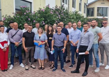 15 absolvenți de Științe Penale și Criminalistică au luat 10 la disertație