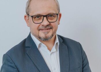 Revoltător. Aproape 800 de arbori din Nufărul în pericol de a fi executați, conform Planului Urbanistic, pentru locuri de parcare. USR cere dezbatere publică