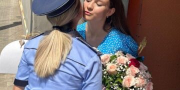 Surprinsă de Poliție, de ziua ei. Andra are 14 ani și vrea să îmbrace uniforma