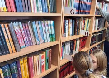 Titlurile nou apărute vor ajunge în Biblioteca Județeană concomitent cu prezența lor în librării