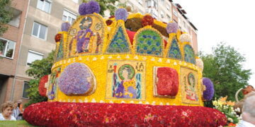 Vin carele cu 3 milioane de flori! Carul de flori comun al Oradiei și Debrecenului marchează una dintre cele mai importante descoperiri ale Europei