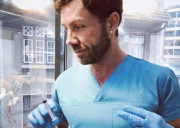 Falsul chirurg estetician Matteo Politi a fost arestat la Veneția / Matteo Politi lucra într-un hotel din Mestre