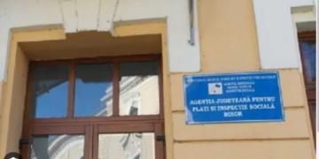 Protest spontan la AJPIS Bihor. Amenințați cu comasarea și desființarea