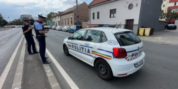 Alertă în Vestul Țării. E căutat un individ care a fugit de sub nasul politiștilor. Au tras un foc de avertisment