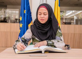 Însărcinatul cu afaceri al Ambasadei Indoneziei în România, tête-à-tête cu rectorul Constantin Bungău.Ce planuri au