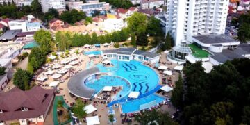 Ce au pățit niște turiști  într-un restaurant din Băile Felix.”Nu am mai întâlnit niciodată un astfel de comportament, cu personal arogant, o adevărată bătaie de joc”