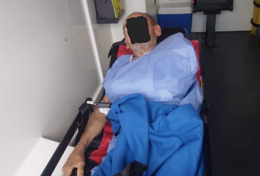 Femeile care îngrijesc bolnavii în casele lui Viorel Pașca la Tinca, amenințate de un șofer de la Ambulanță