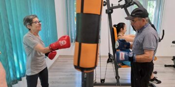 Bunicii formidabili din Salonta. Fac antrenamente de box