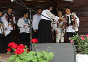 GALERIE. Cine a câștigat Marele Premiu al gestivalului-concurs de la Roșia. E oferit de un tezaur uman viu