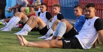 Operat trei ore la Budapesta după ce  a fost scos pe targă de pe teren