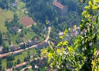 Cel mai verde oraș din Bihor e și cel mai mic. Singurul care asigură mai mult 50m spațiu verde pe cap de locuitor