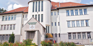 200 de locuri la Școala de Studii Doctorale a Universității din Oradea. O treime din locuri la Științe Economice