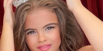 GALERIE. Riana Ciora, micuța orădeancă de 6 anișori care reprezintă România la ”Best Model of Europe 2023” Barcelona