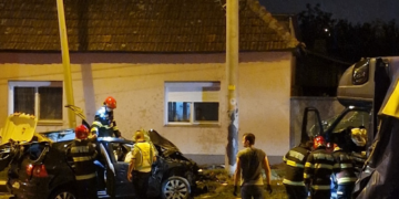 Update. Trei răniți într-un grav accident pe centura Oradiei. Doi tineri din Marghita, la spital. Tânara de 20 de ani e în comă