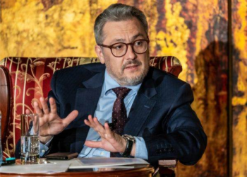 Avocații atacă supraimpoiztarea profesiilor liberale