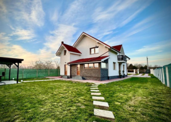 În mijlocul scandalurilor din România privind căminele de bătrâni,un nou centru pentru seniori e pe cale să își deschidă porțile în Oradea