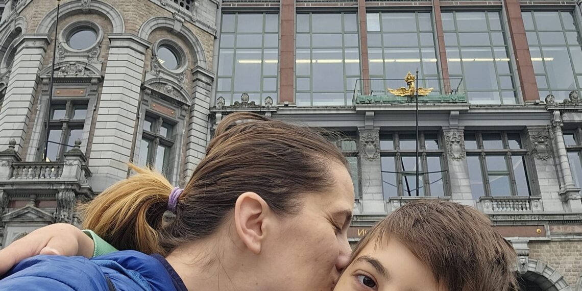 Vor protesta până vor fi auziți. Azi, la ora 18,00, mama băiatului de 12 ani, ucis pe trecere, protest pentru un semafor