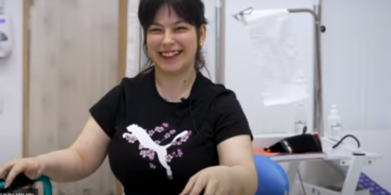 Caz rar. O studentă la Litere va putea merge pentru prima dată singură după o intervenție facută de dr. Sorin Gabor