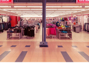 Discounterul de textile care și-a făcut intrarea pe piața din România la Oradea pregătește o extindere agresivă