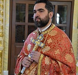 Lansarea filmului cu megavedete, 21 de rubini, cu declarațiile preotului-regizor Cirprian Mega, la Poliție pe tema homosexualității din biserică