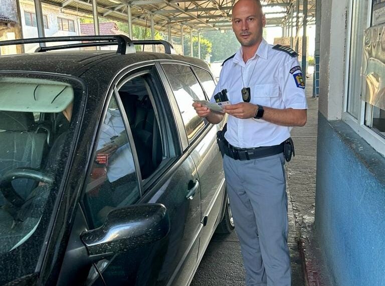 Mihail Sadoveanu, absolvent al Școlii de Pregătire a Agenților Poliției de Frontieră “Avram Iancu” Oradea, majorat în profesie cu o captură de droguri de 3 milioane euro