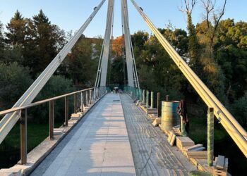 Se deschide Podul Intelectualilor. Parțial. 3 luni întârzâiere