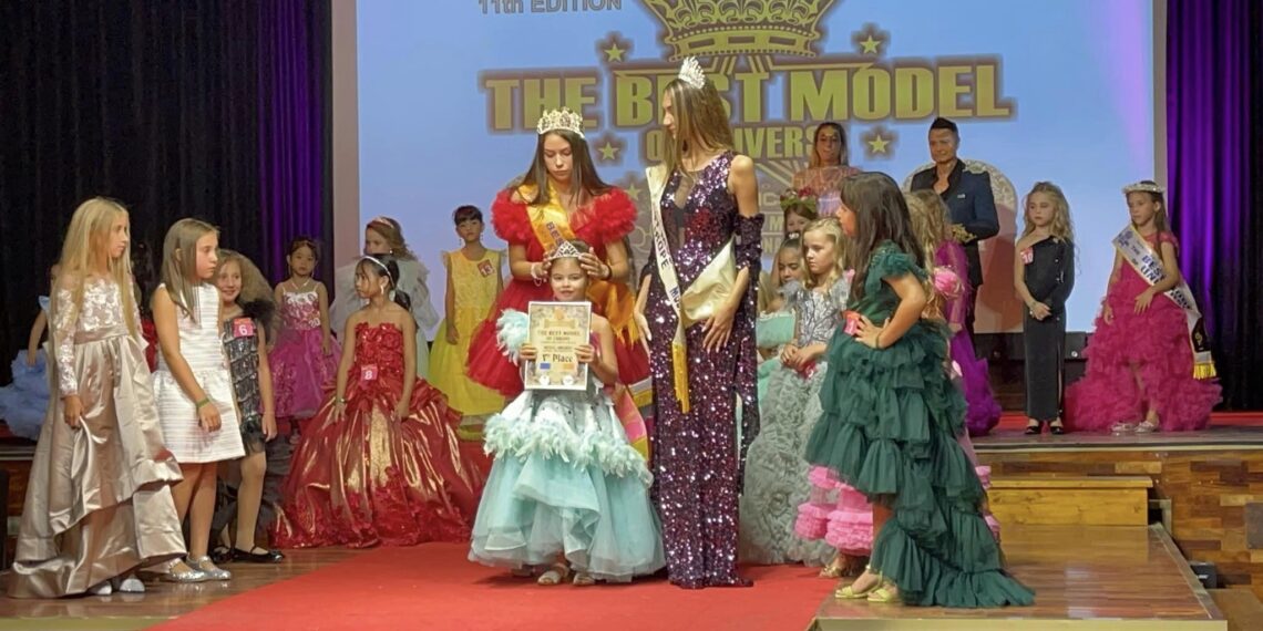 GALERIE. Micuța orădeancă Riana Ciora, calificată pe locul V în Top Best Model of Europe 2023. 200 de participanți