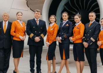 HiSky, unul dintre principalii operatori aerieni de pe piața din România, recrutează personal de zbor la Oradea. Investiția în formarea personalului este asumată de companie și pentru însoțitorii de bord