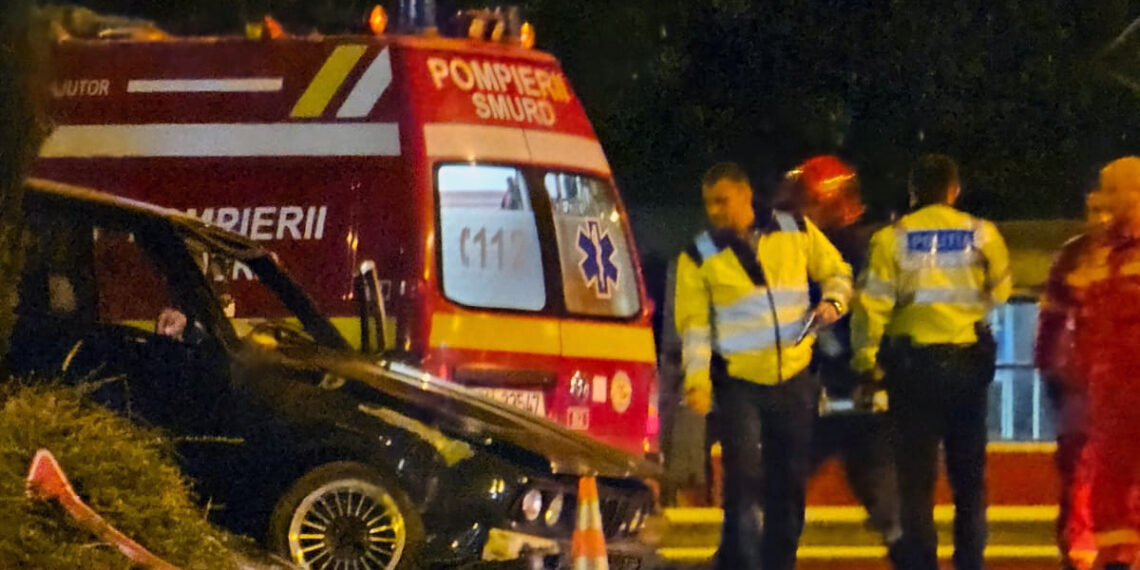 Accident spectaculos pe Şoseaua Borşului / Un BMW a „ras” giraţia de la Parcul Industrial