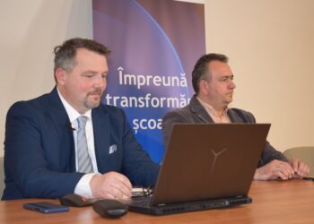 Fiul fostului senator și lider PNȚCD Bihor, Nistor Bădiceanu, conduce Asociația Foștilor Deținuți Politic, la nivel național. Alin Nistor Bădiceanu e jurist și antreprenor social