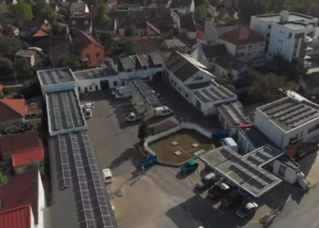 Primul serviciu de ambulanță care și-a instalat centrală fotovoltaică e cel din Bihor