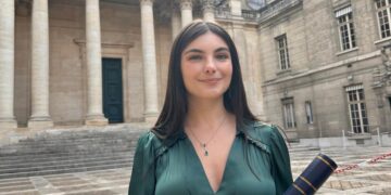 Șefă de promoție, la Drept, la Sorbona, Anca Maria Nechita își dorește să fie avocat la o firmă cu un mediu de lucru plăcut și cu spețe care să o stimuleze profesional și intelectual.Studenții din Franța nu se concentrează pe memoratul articolelor din codurile civil și penal…