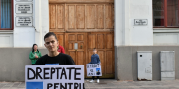 Luiza Chiva, din nou în stradă. „Vreau dreptate! Criminalii trebuie să stea la pușcarie!„