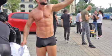 Idolul adolescenților, Dorian Popa, pozitiv la canabis. Conducea un Lamborghini doar în chiloți