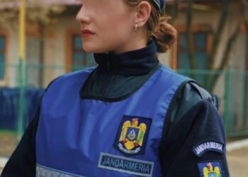 Jandarmeriță bătută cu bestialitate de o adolescentă de 17 ani, care era însărcinată