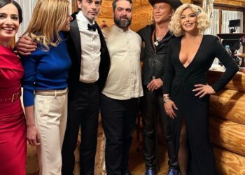 Ce cadou a primit preotul-regizor Ciprian Mega de la starul american Mickey Rourke după finalizarea filmărilor la 21 de rubini