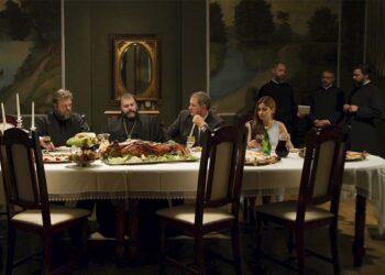 Dezvăluiri despre ce e în spatele celor  “21 de rubini “. Aflat în capul unei liste negre, după ce scris  “Pântecul desfrânatei “ la 19 ani, lui Ciprian Mega i s-a cerut mită să ajungă preot. Episcopul i-a cerut, ulterior,  iertare