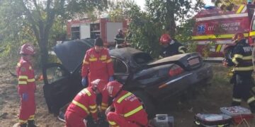GALERIE. Cum explică Poliția Bihor imaginile terifiante de după accidentul de ieri de la Salonta în urma căruia au murit doi bărbați