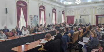 Notarii și primarii din Bihor, față în față pentru unificarea practicii la nivel administrativ și fluidizarea raporturilor civile