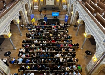 Ministrul Justiției promite colegelor de partid că legile vor fi adaptate la nevoile femeilor. Ia în calcul registrul pentru agresorii sexuali, extinderea ordinului de protecție, telemunca pentru părinții cu copii sub 11 ani