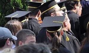 Un nou an universitar începe azi la Oradea. O universitate unică în Europa funcționează în oraș, iar o universitate străină are filială